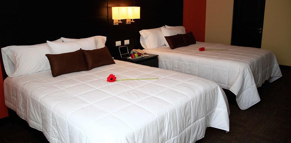 Hotel El Gran Marques Trujillo Luaran gambar